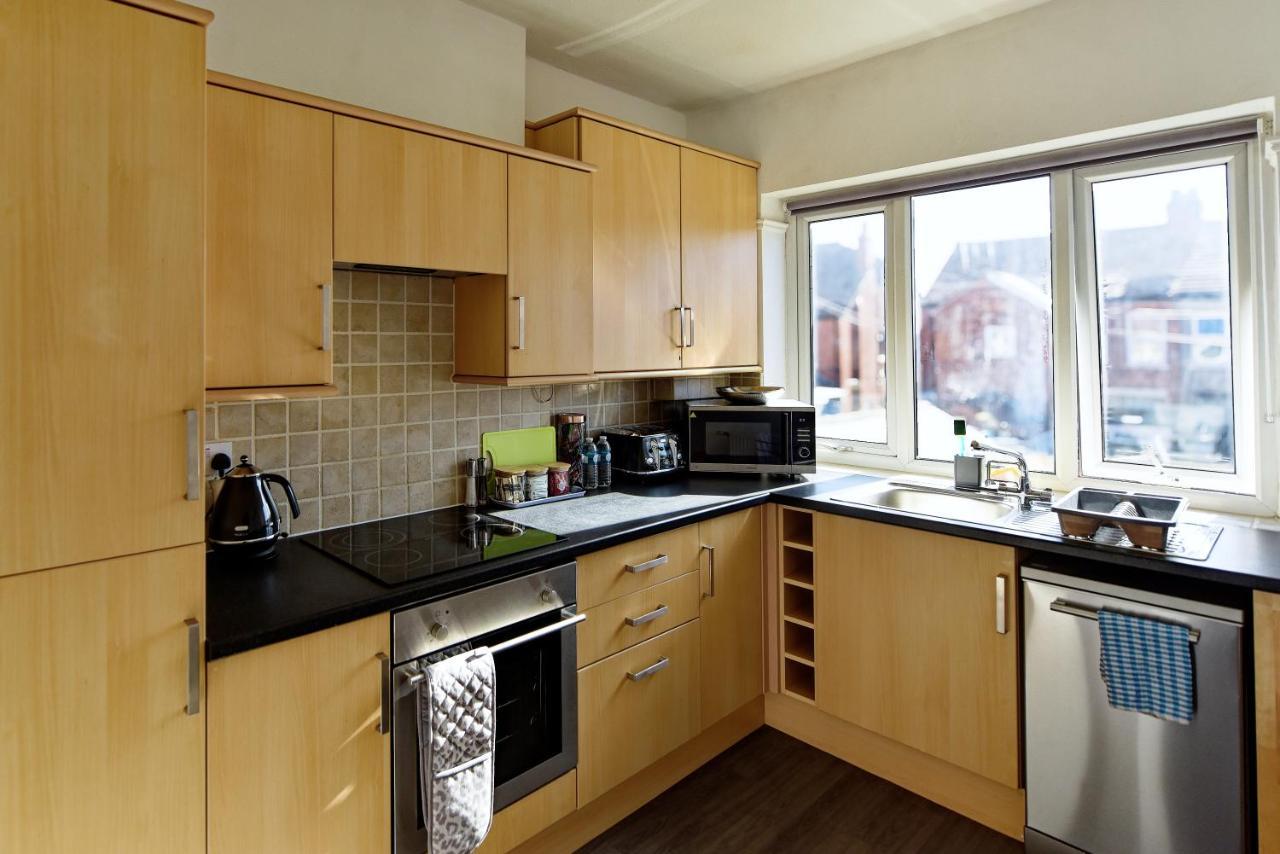 The Shoreline Retreat Apartment Lytham St Annes Exterior foto